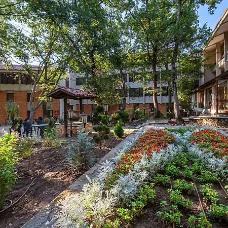 Preslav غولدن ساندز