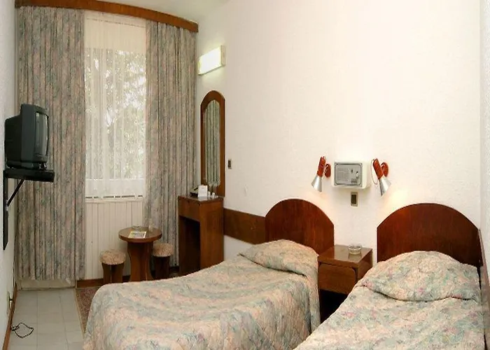 Preslav Szálloda 3*