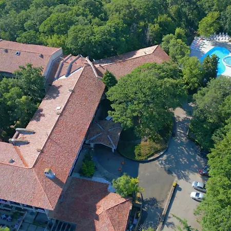 Preslav Hotell 3*